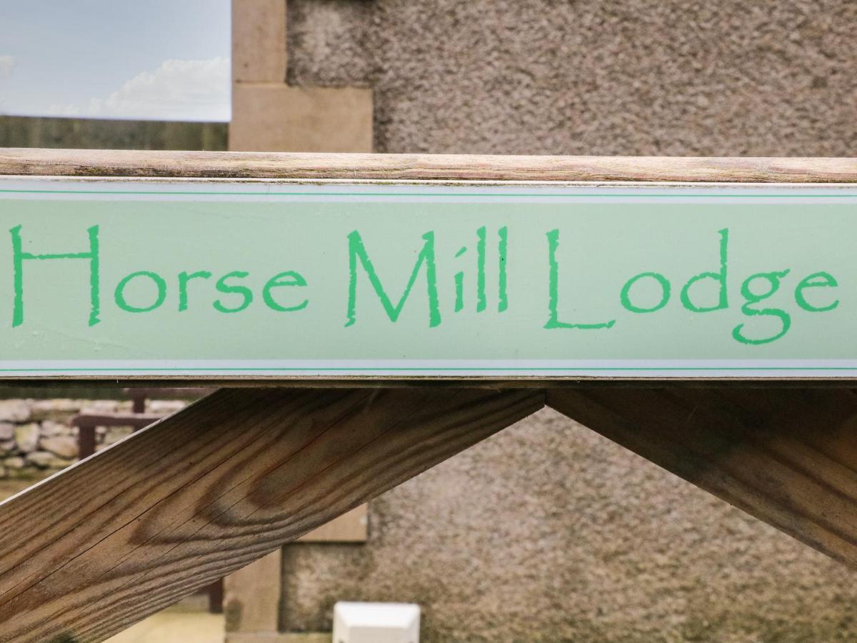 Horse Mill Lodge Taddington Exteriör bild
